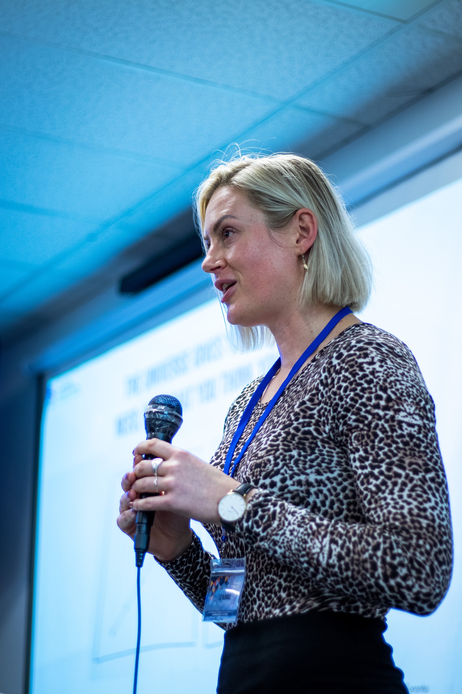 Liz Gleadle javelin Olympian keynote speaker